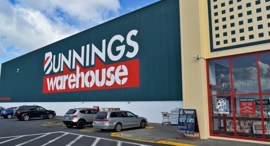 Cars parked outside of a Bunnings Warehouse