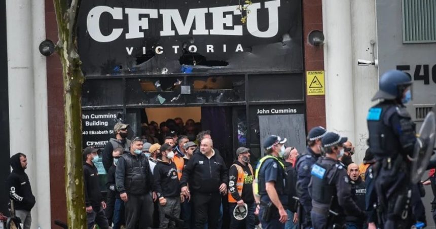 Police outside CFMEU Victoria headquarters