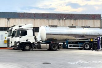 Liquid Hydrogen in transportation on a truck